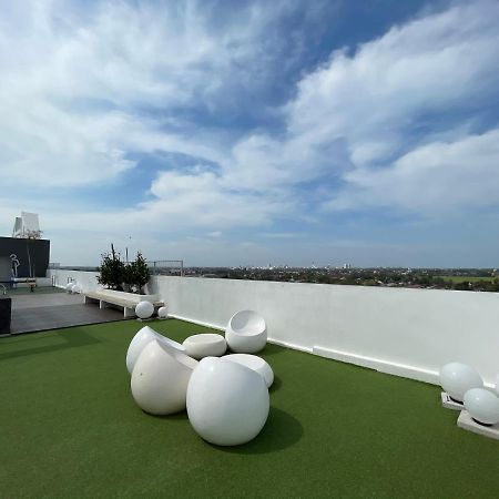 אלור סטאר Sky Cafe Penthouse Suite By Myprostay מראה חיצוני תמונה